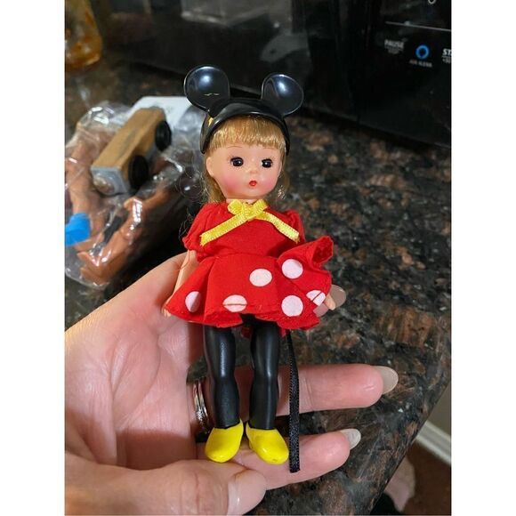 EUC Vintage Madame Alexander Minnie Mouse Mouseketeer Disney Doll - Picture 2 of 6